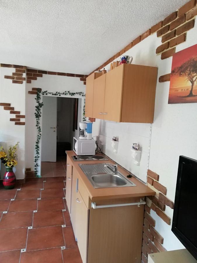 Haus Daniela Lägenhet Klagenfurt am Woerthersee Exteriör bild
